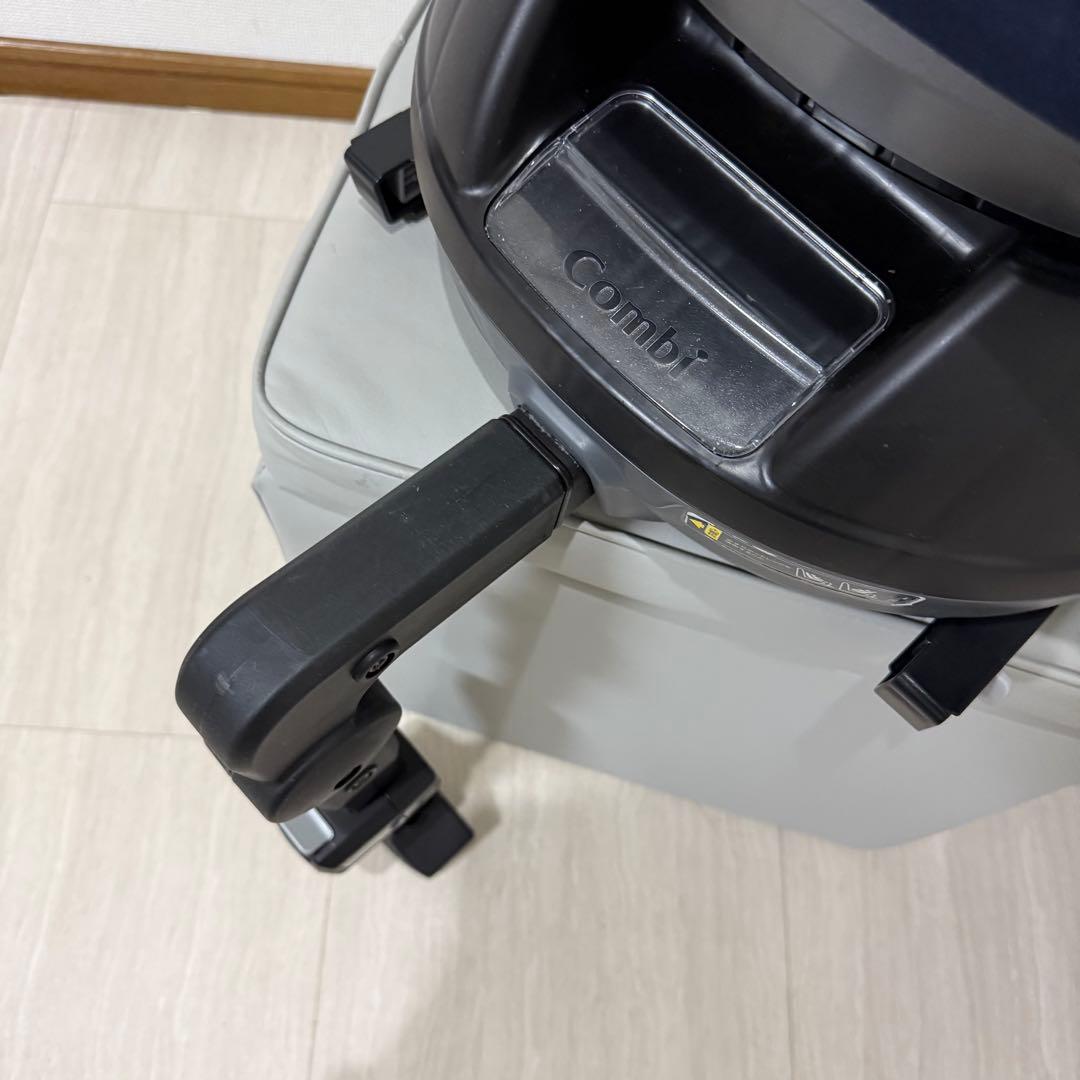 【美品】コンビクルムーヴスマート JL-590 チャイルドシート