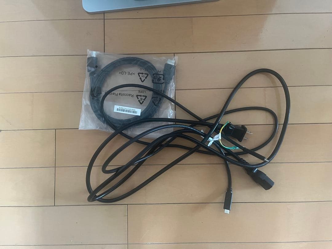 ベンキュー　BenQ Mac向けモニター MA320U (31.5インチ