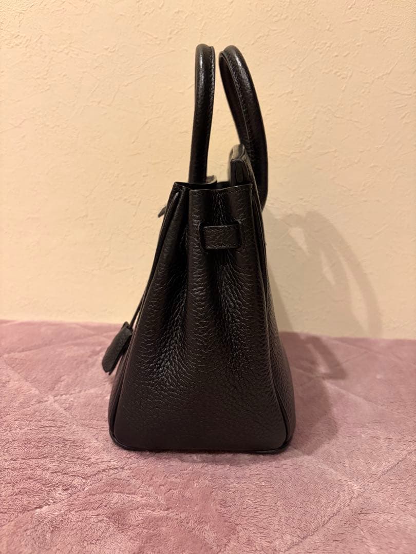 ブラックレザートートバッグ