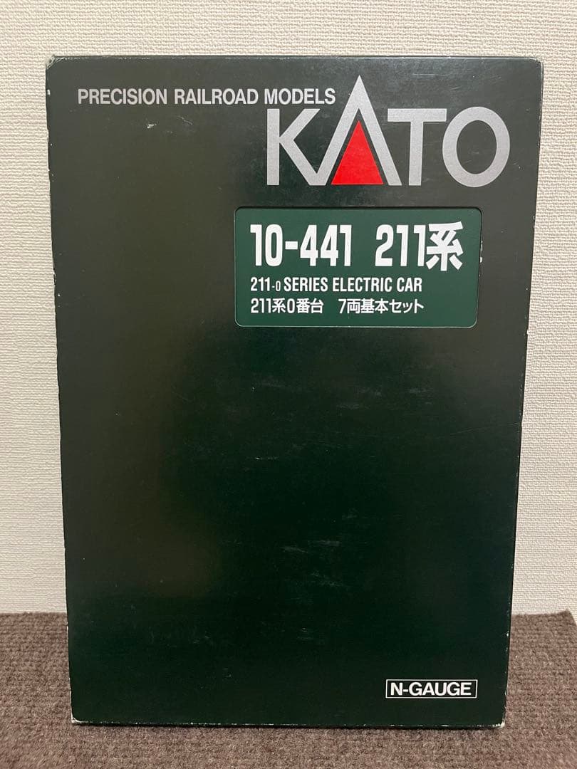 211系0番代　KATO。