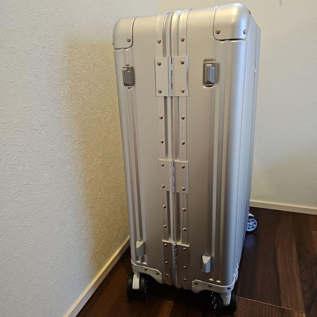 メルセデス　ベンツ　非売品　キャリーケース　キャリーバッグ　新品　未使用品