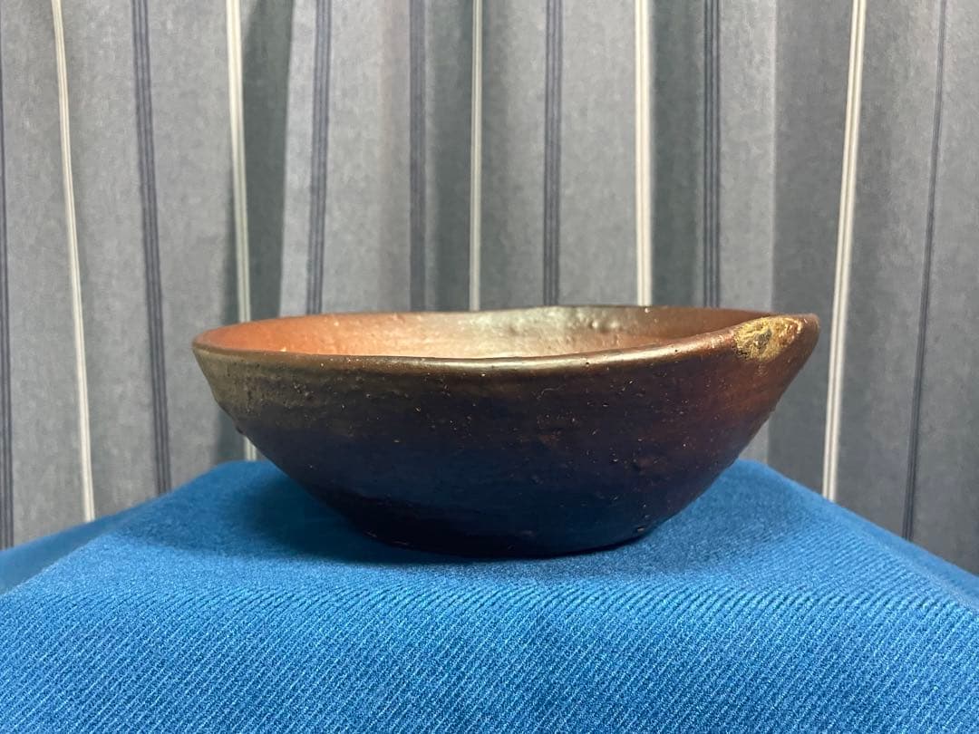 國吉青尚　焼締鉢　（刻銘有り）