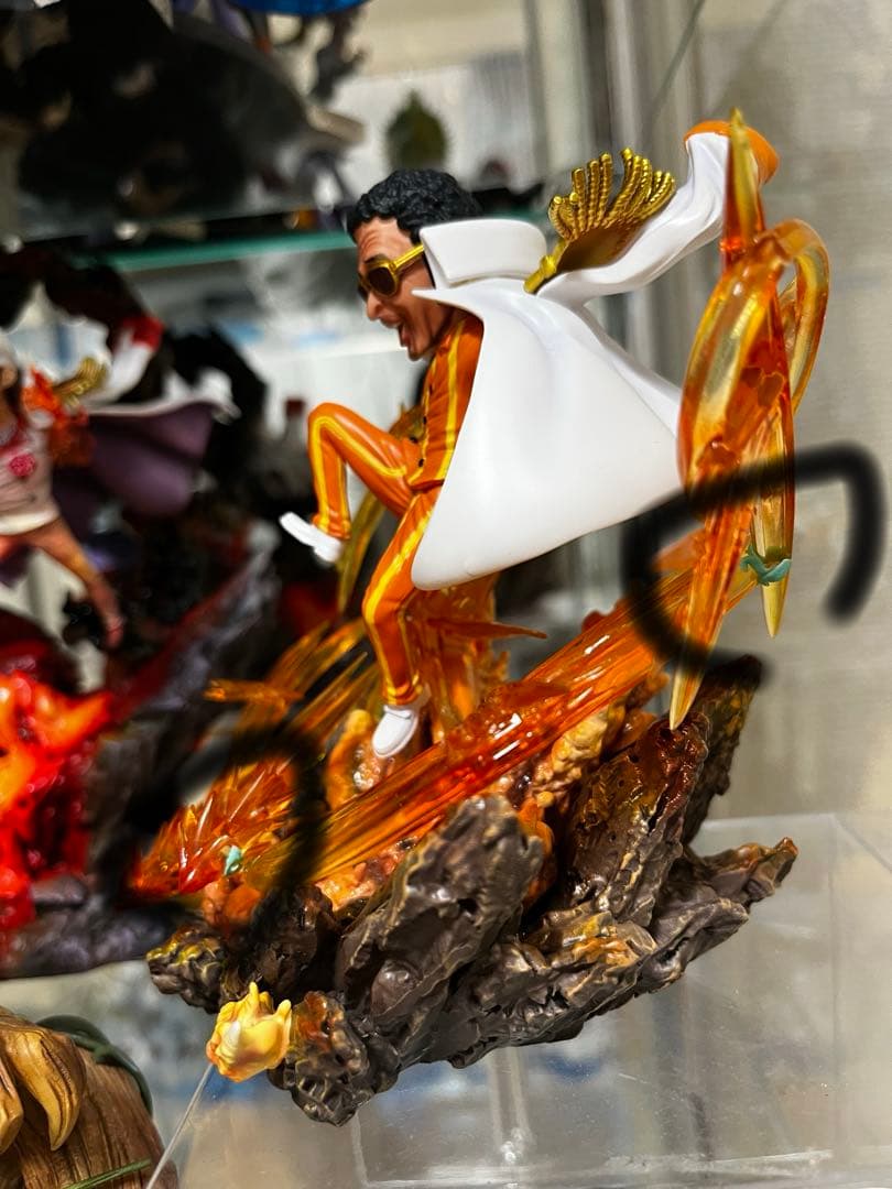 ワンピース　フィギュア　黄猿　ボルサリーノ　海軍大将　ガレージキット　海外