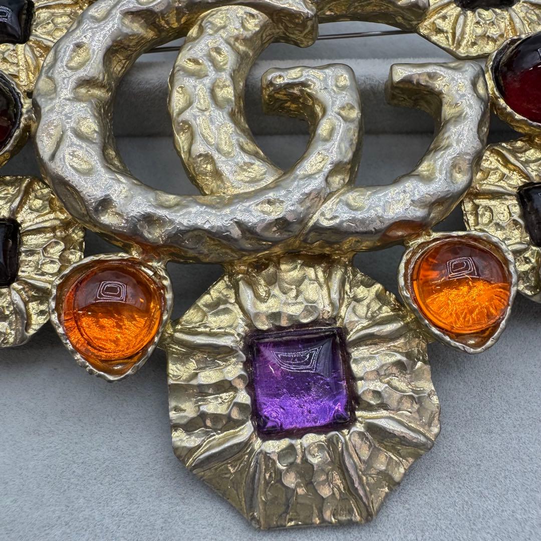 【ヴィンテージ】GUCCI ブローチ　カラーストーン　GG ゴールド　大きめ