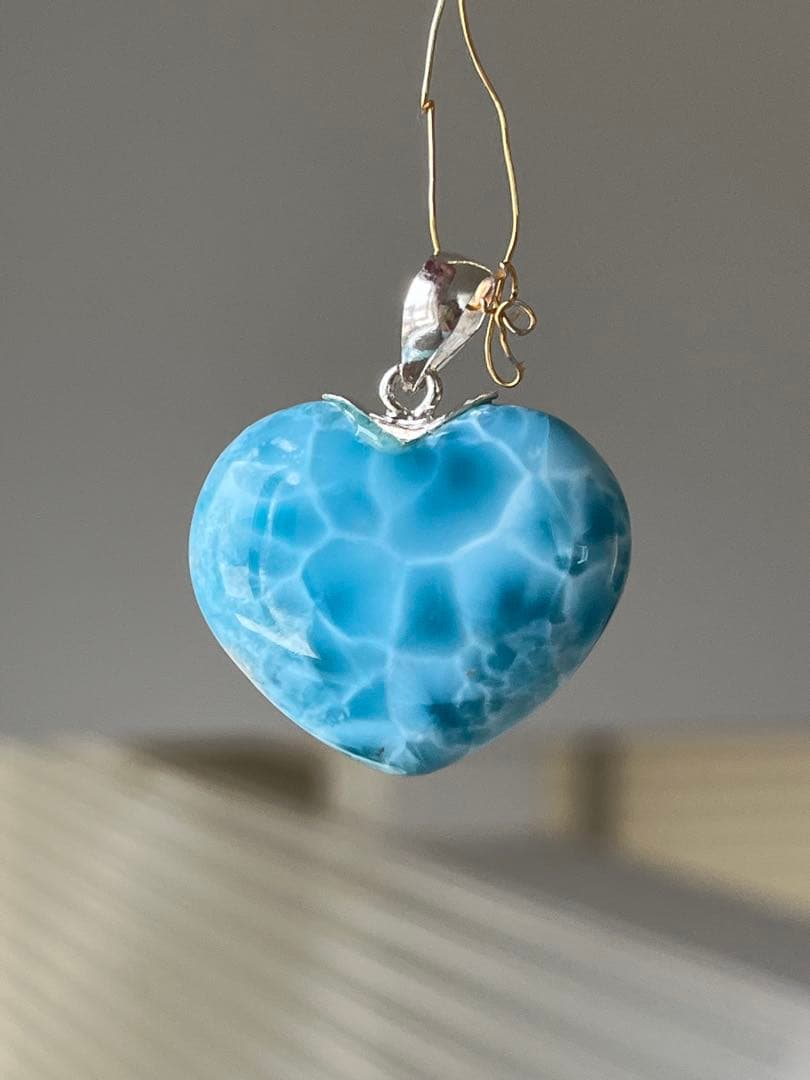 天然石☆高品質！ラリマーハート型ペンダントトップ☆濃いブルー＆模様が美しい！