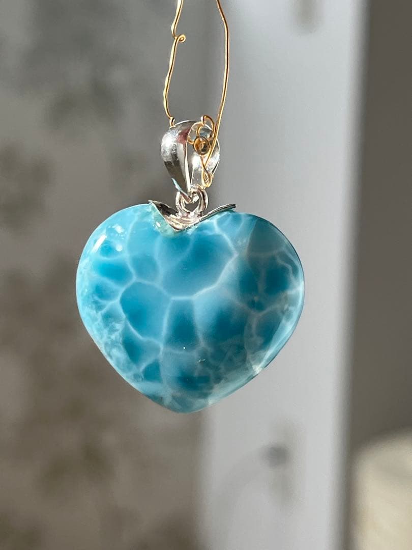 天然石☆高品質！ラリマーハート型ペンダントトップ☆濃いブルー＆模様が美しい！