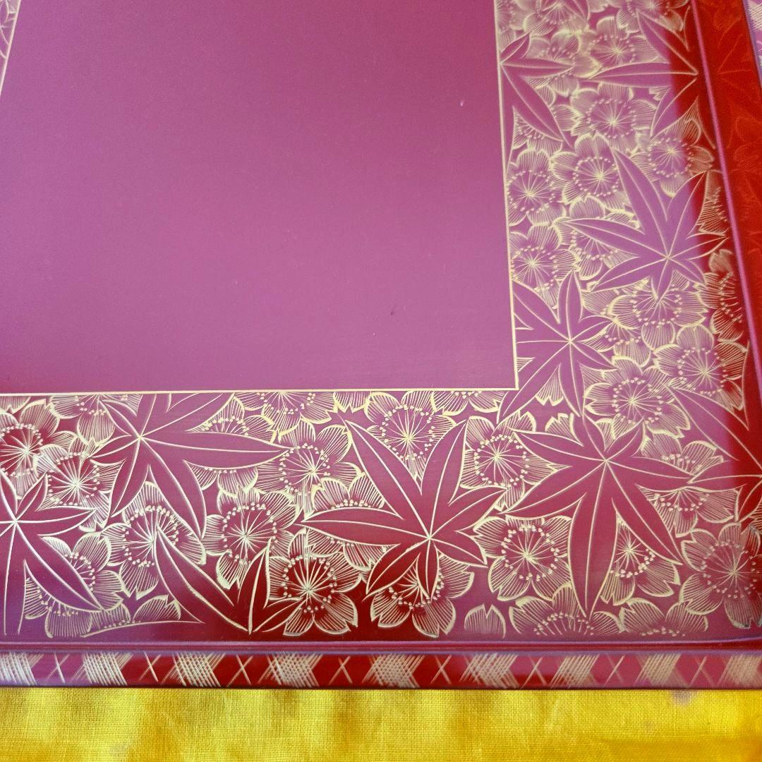 【未使用】輪島塗 四段重 雲錦彫り 詰め網代 沈金 台付き 二枚蓋