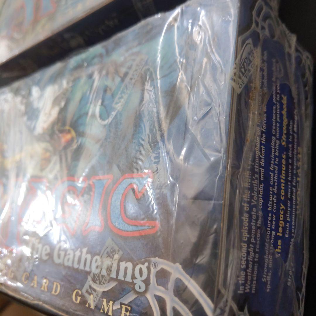 ●超特価　ストロングホールド（STRONGHOLD）ブースター　英語 　　２箱