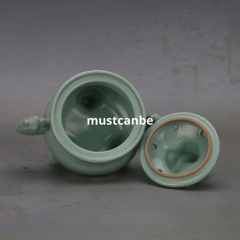 宋汝窯清涼寺青釉猊下透かし香炉 室内薫香炉 現代工芸品 置物