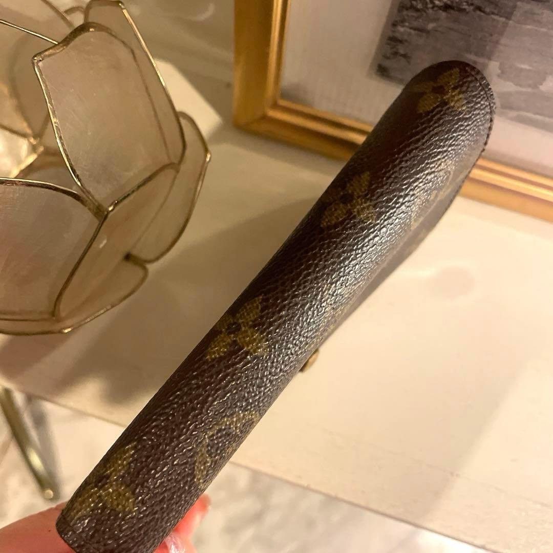 【LOUIS VUITTON】モノグラムデザイン　財布　ケース