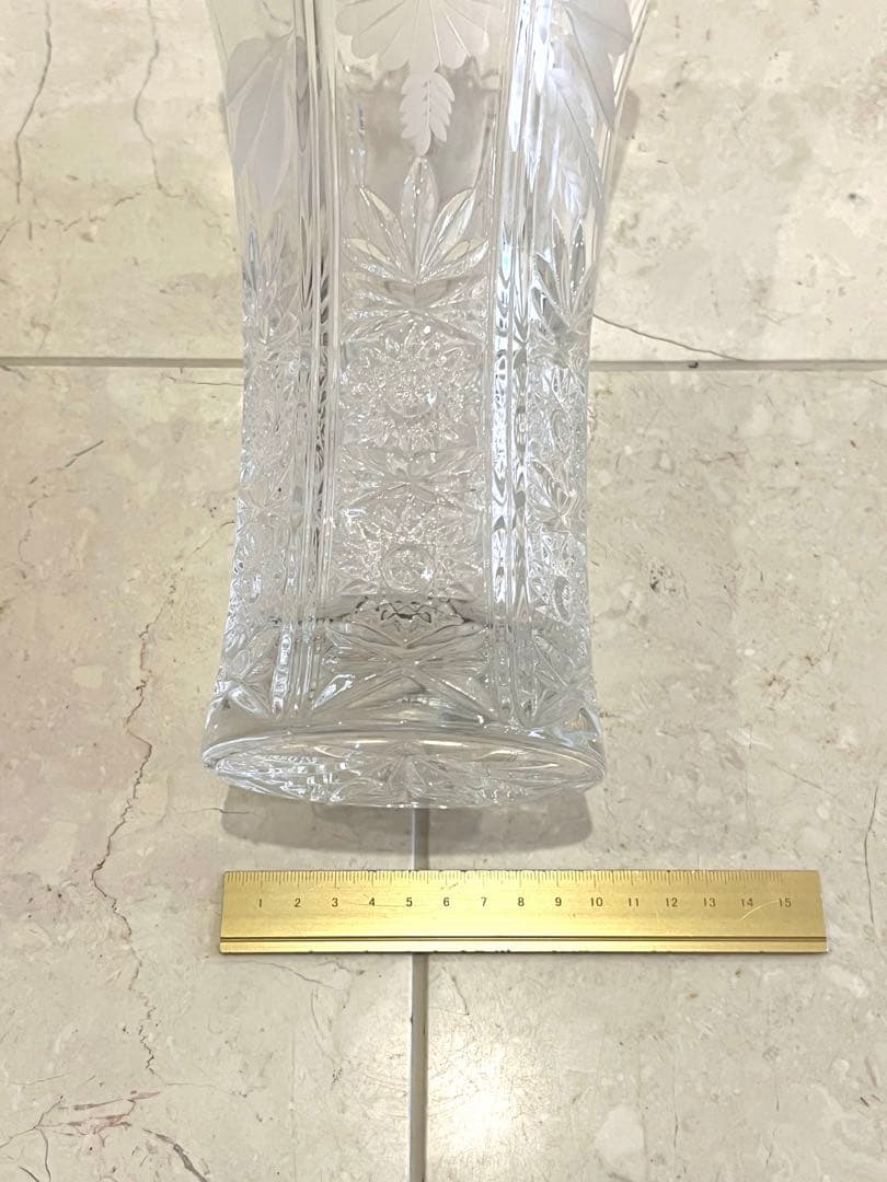 花瓶　スロバキア製