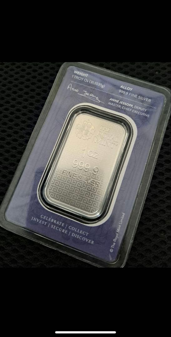 u*0様 2022年「三美神」純銀1オンスバー
