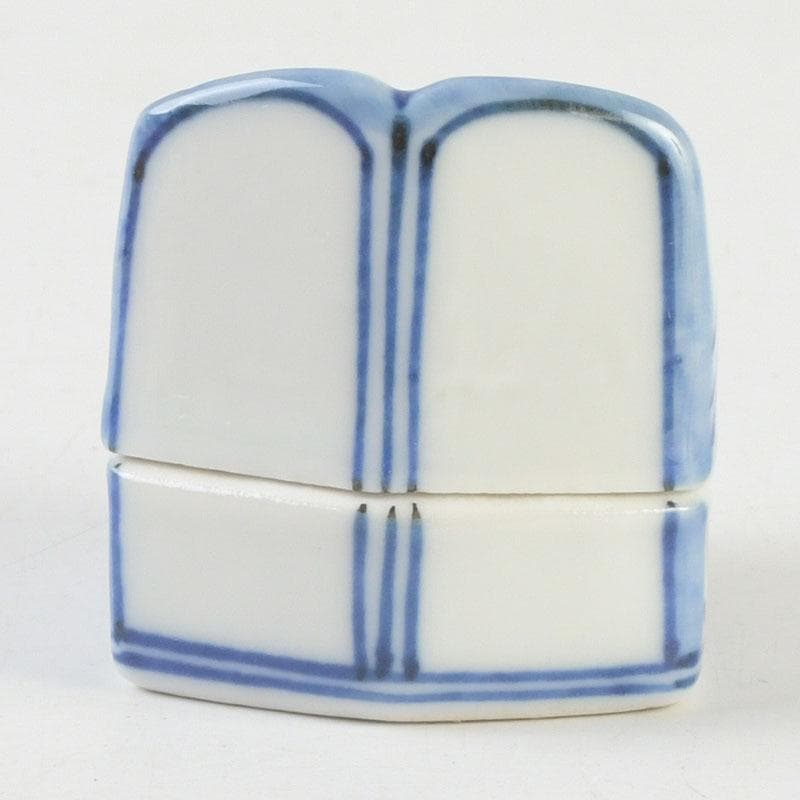 茶道具　平安　昭阿弥造　染付　冠香合　共箱　V　9338