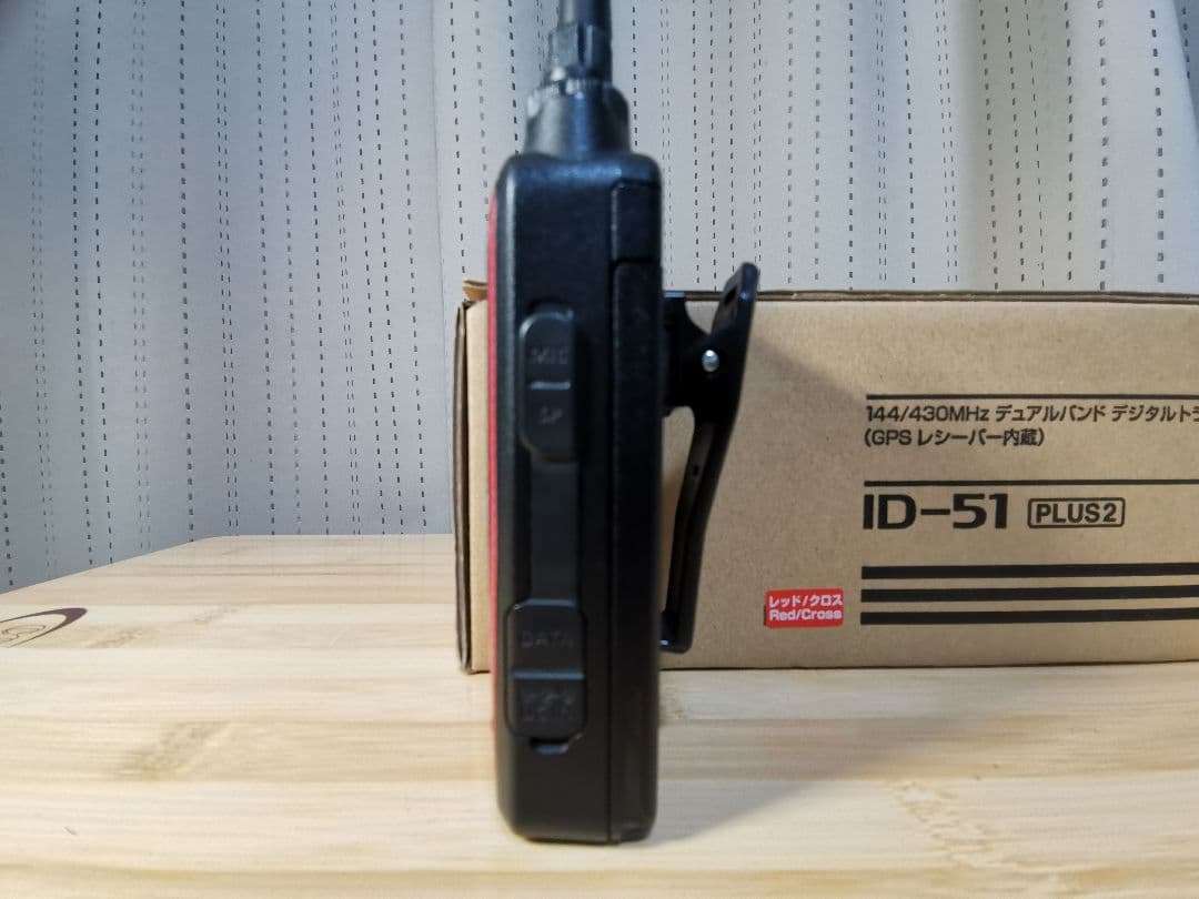 【送料込み】希少 ICOM ID-51 PLUS2（Red） オプション多数