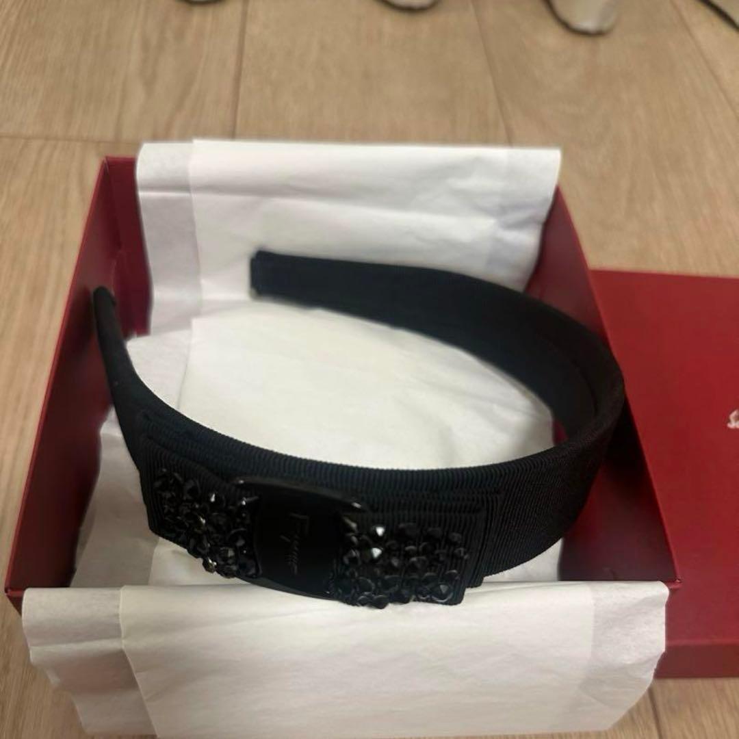 フェラガモ　カチューシャ　salvatore ferragamo