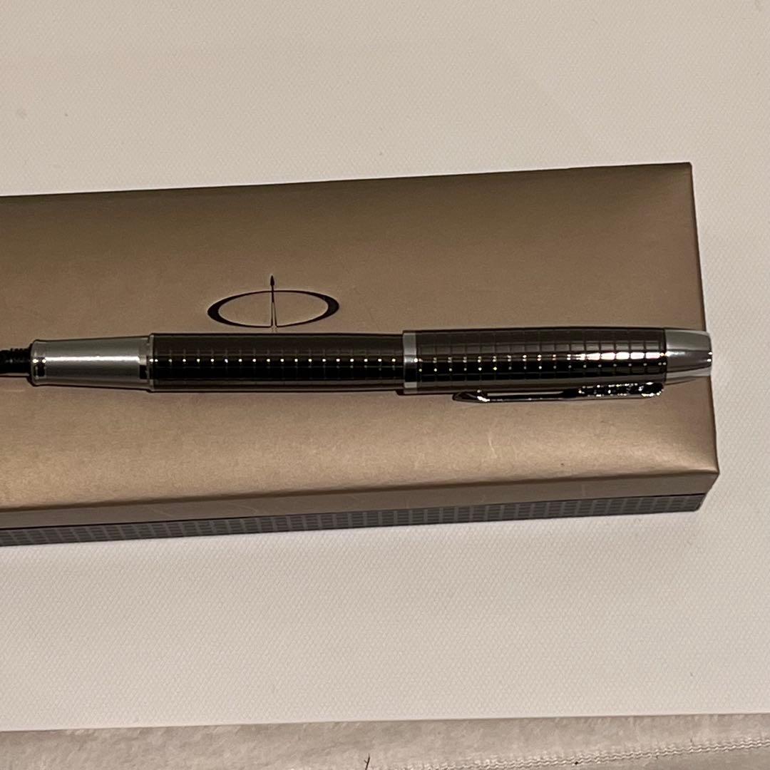 ほぼ未使用　パーカー　PARKER F 万年筆　シルバーケース付き　動作確認済み