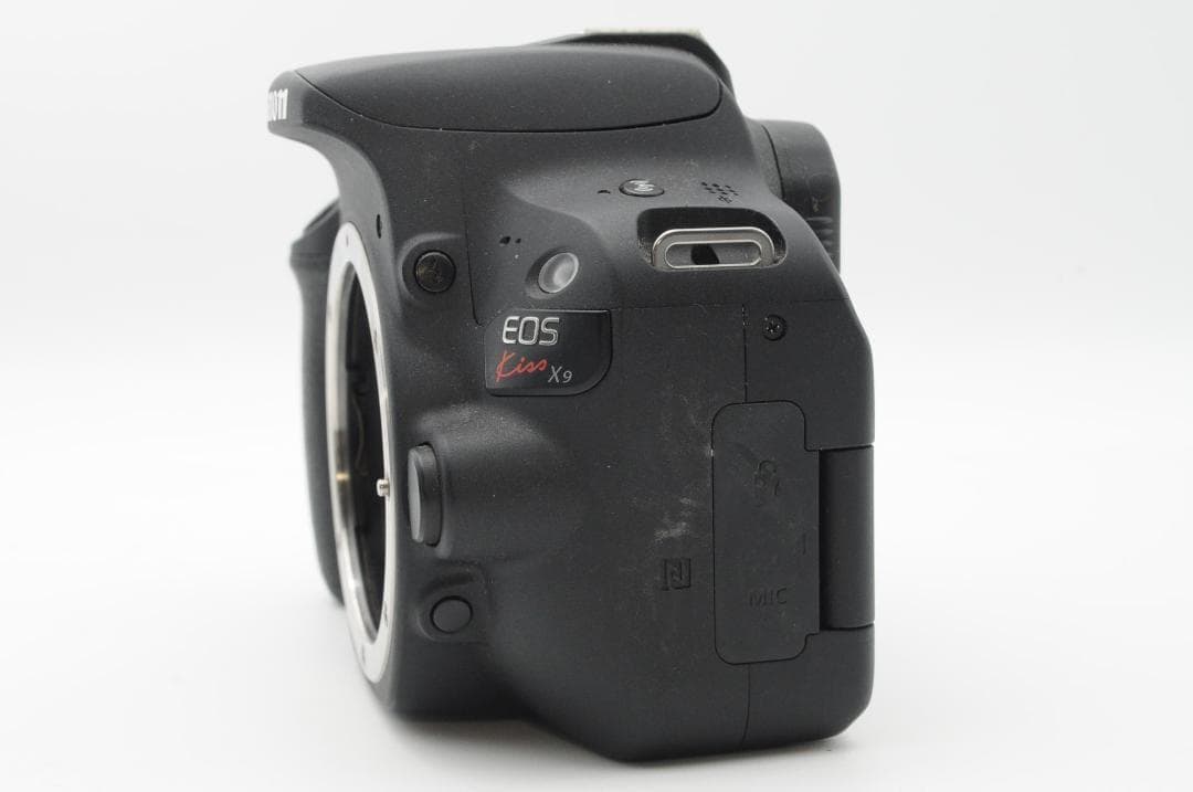 ◆新品級⑦◆年末SALE中◆ Canon EOS Kiss x9 ダブルレンズ