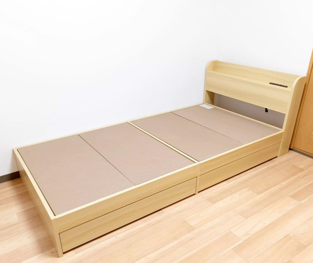 てる　美品　シングルベッド 引き出し付き 木製ヘッドボード