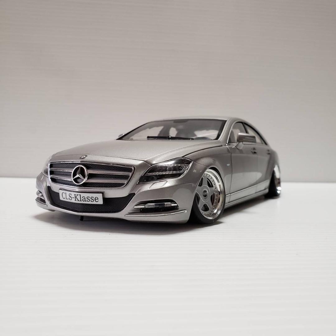 1/18　メルセデスベンツ　CLSクラス　W218　カスタム
