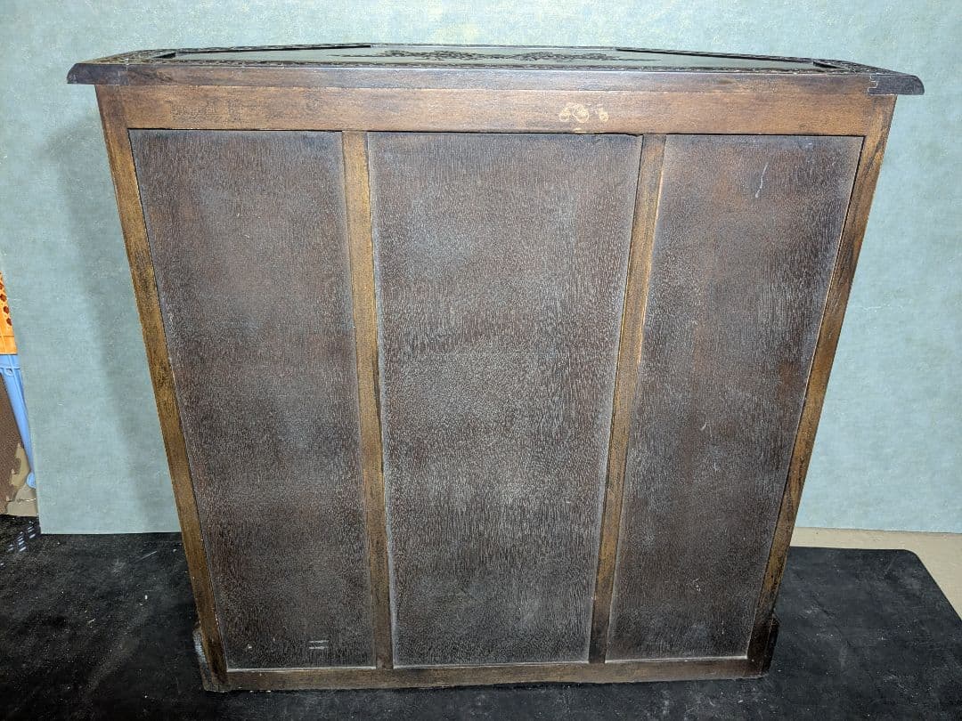 (S) 木彫刻　引き出し　4段　アンティーク　レトロ