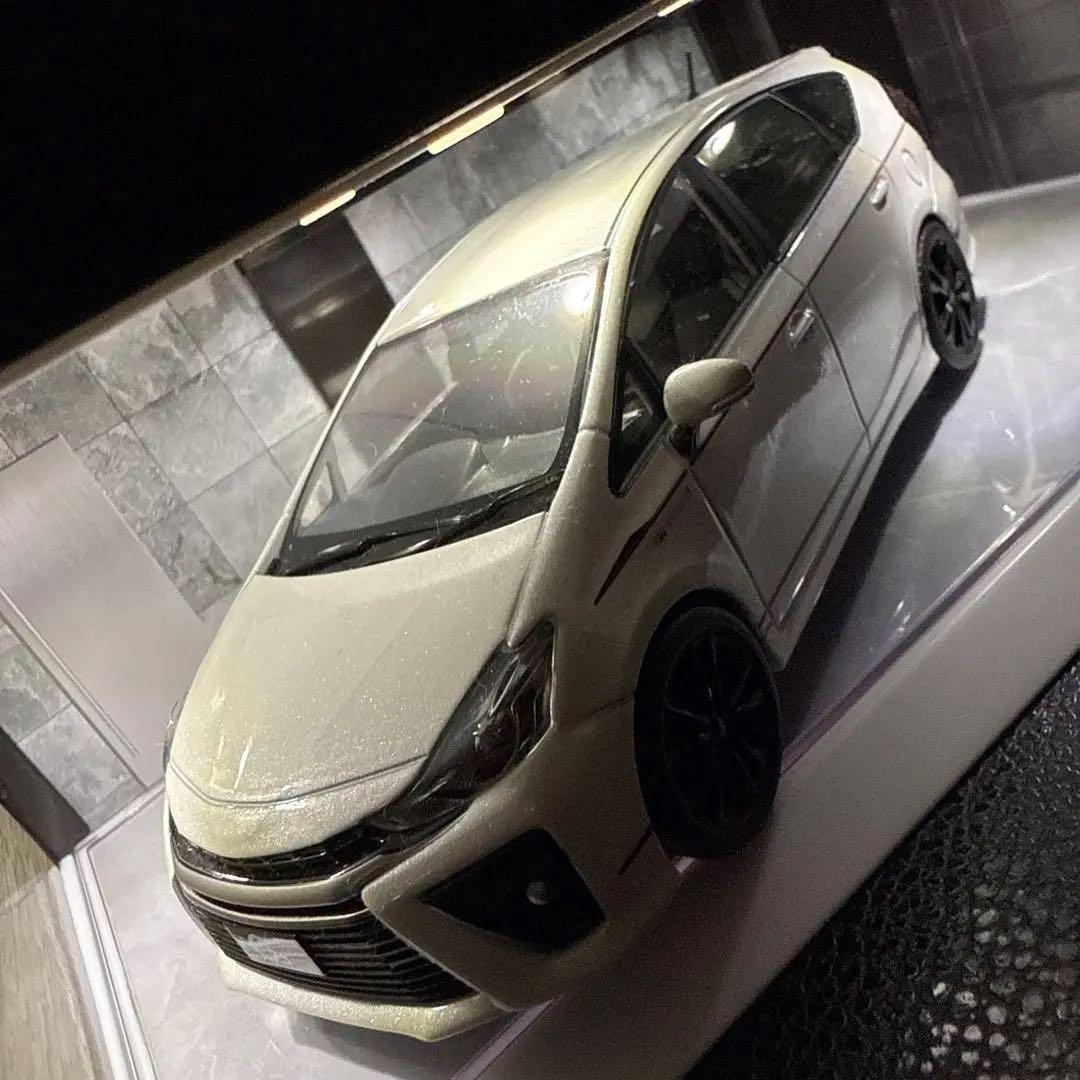 プリウスα G'sのミニカー