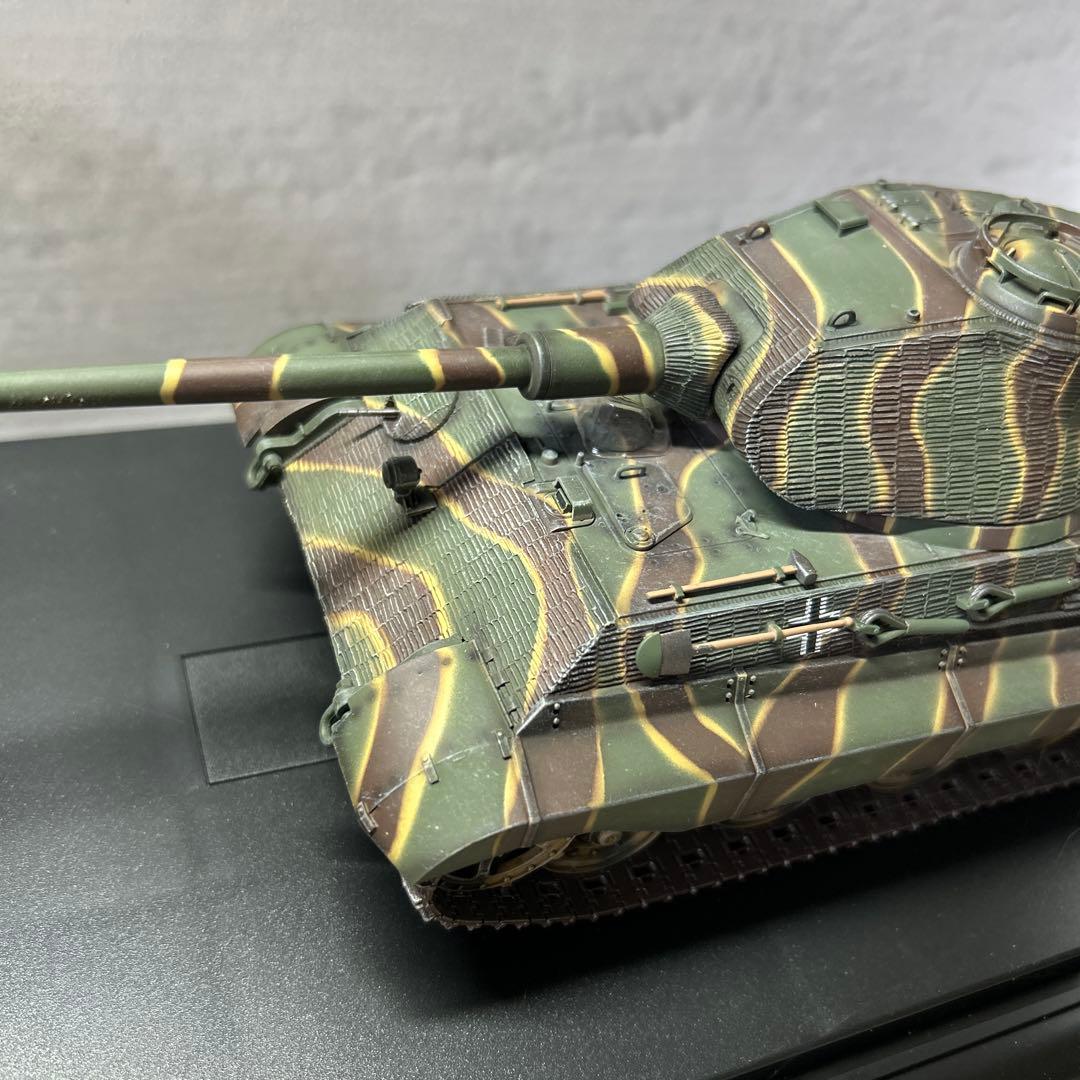 キングタイガー　1/35 新品未使用品 イエローとの2台まとめて