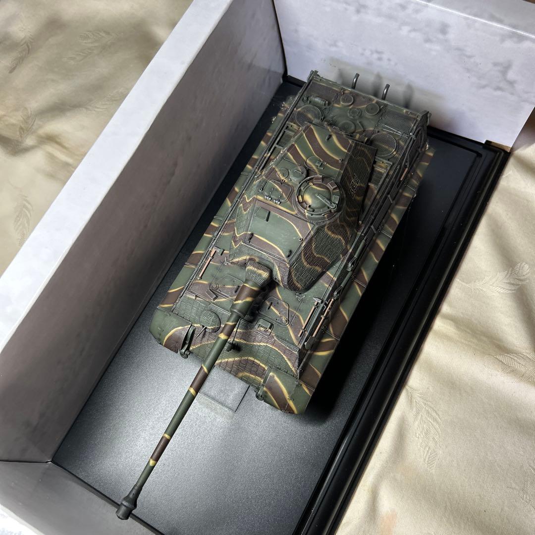 キングタイガー　1/35 新品未使用品 イエローとの2台まとめて