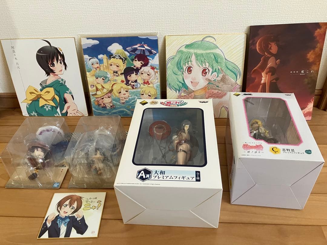 アニメキャラクターフィギュアセット　大和プレミアム　忍野忍　きゅんキャラ　パンフ