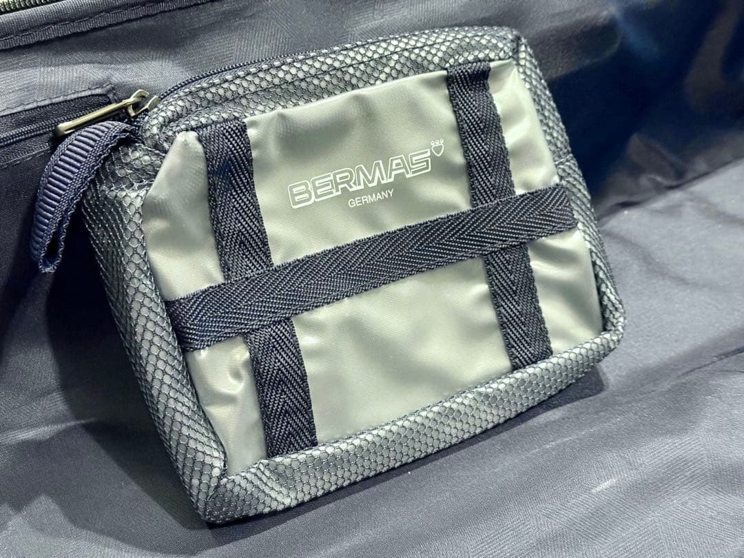 BERMAS 旅行スーツケース軽量大型91L 無料受託手荷物対応サイズ