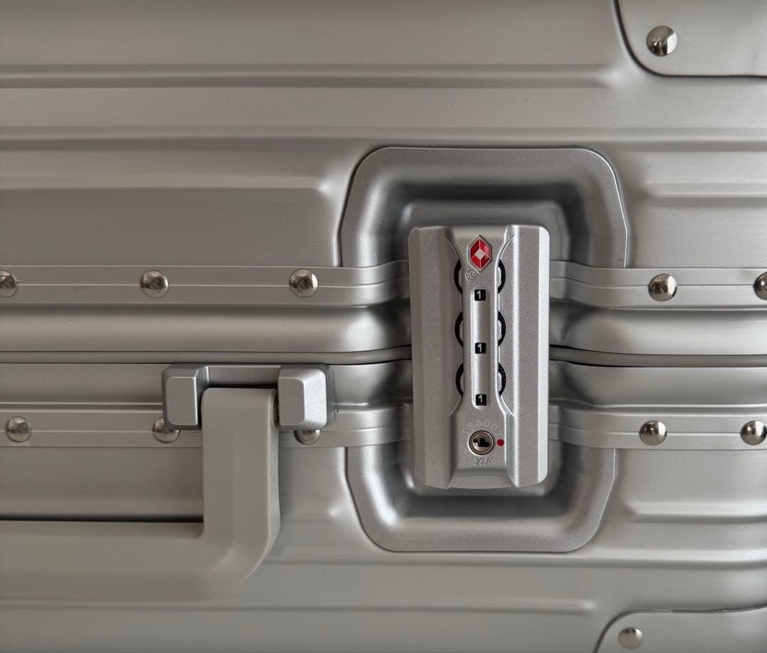 ☆メルセデスベンツ★シルバー キャリーケース☆