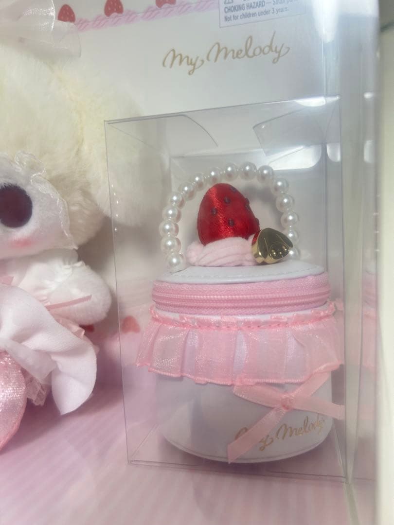 サンリオ いちごホイップケーキ マスコット マイメロ　ぬいぐるみ