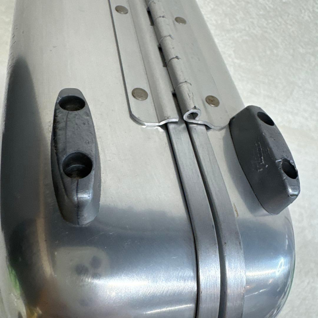 ゼロハリバートン　アタッシュケース　シルバー