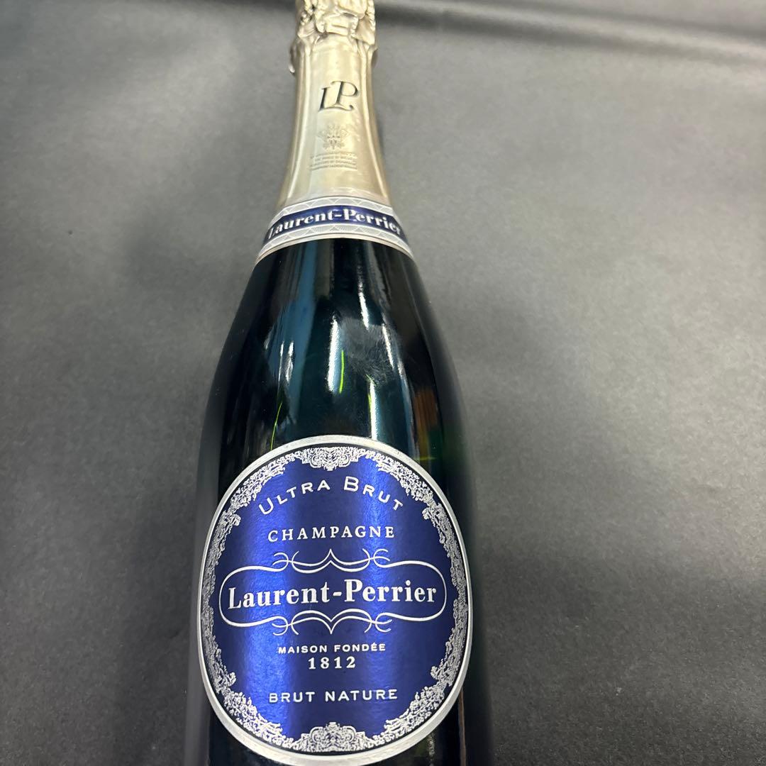 ローランペリエ　ウルトラブリュット新品