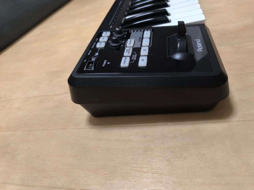 Roland A-49 MIDIキーボードコントローラー ブラック