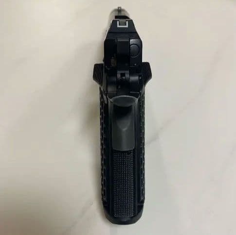 STRIKE WARRIOR ガスブローバックエアガン