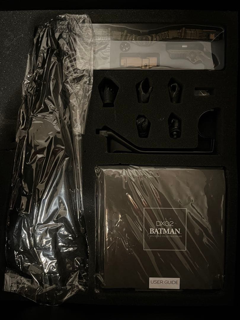 HOTTOYS BATPOD & BATMAN セット