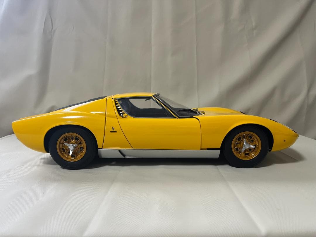 アシェット ランボルギーニ ミウラ をつくる 完成品【ジャンク・動作未確認】