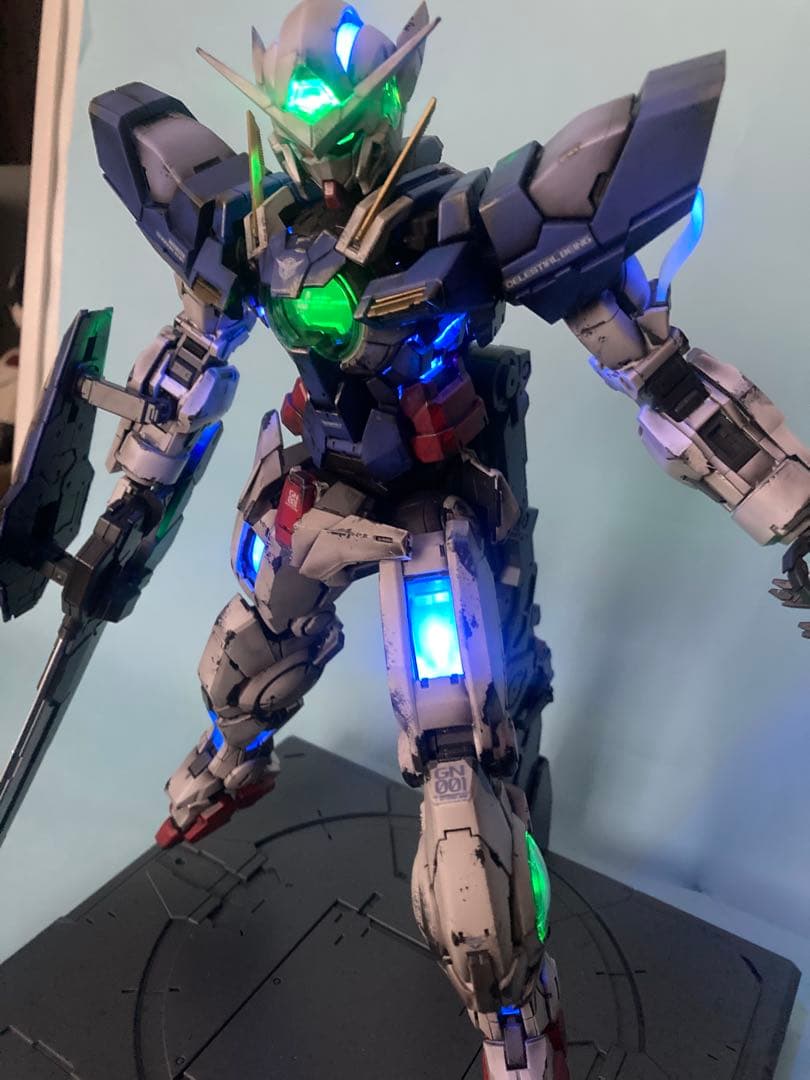 ガンダム エクシア PG 1/60 LIGHTING MODEL ガンダム00