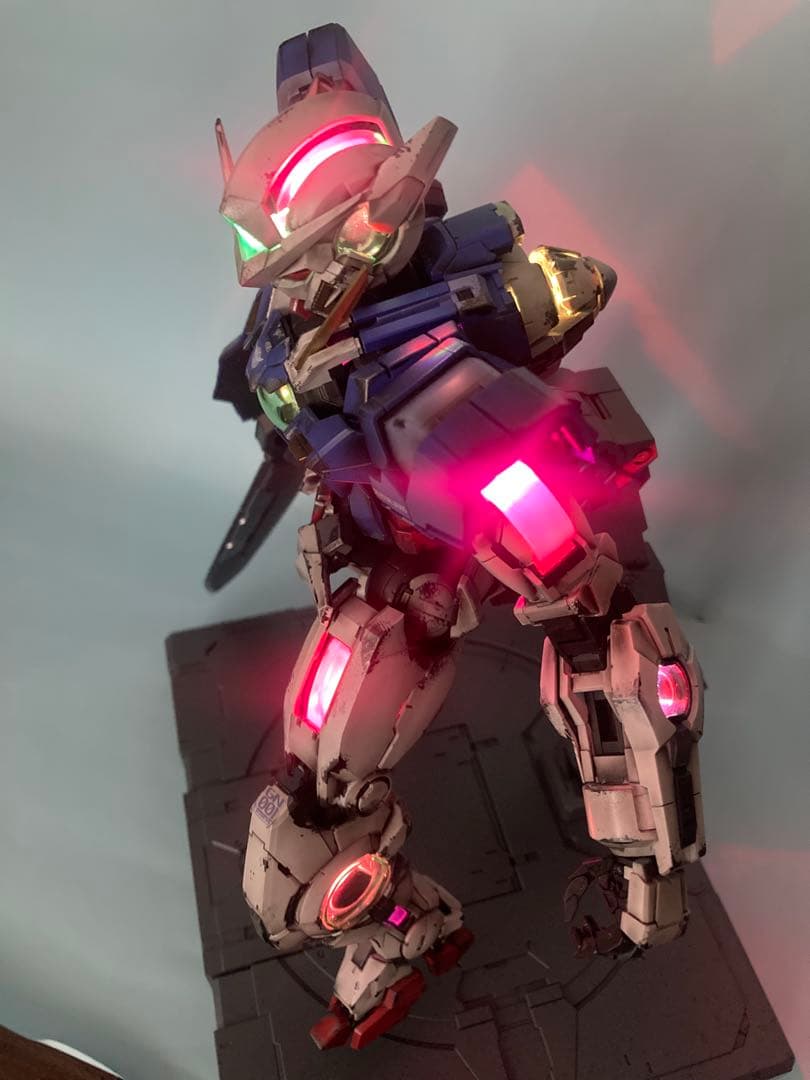 ガンダム エクシア PG 1/60 LIGHTING MODEL ガンダム00