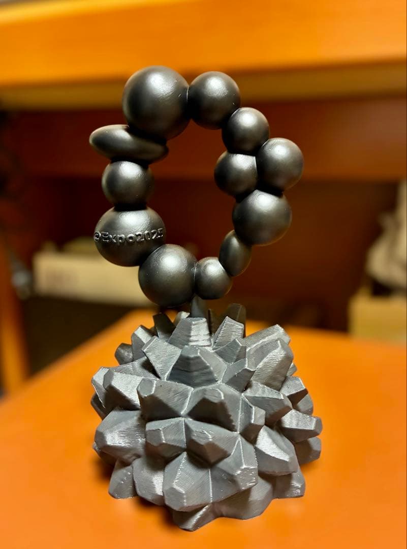 Mサイズ　EXPO2025 ミャクミャク　LOBINDON モノクロver