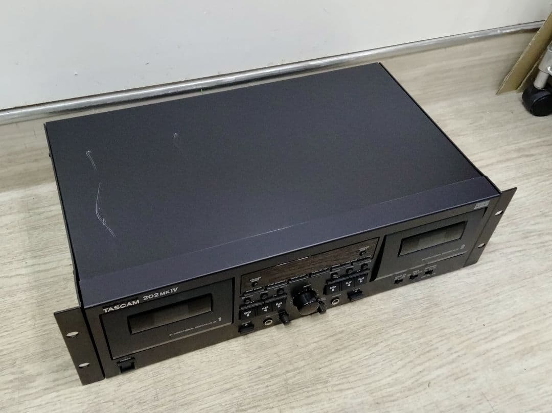 タスカム　TASCAM　202mkⅣ　Wカセットデッキ