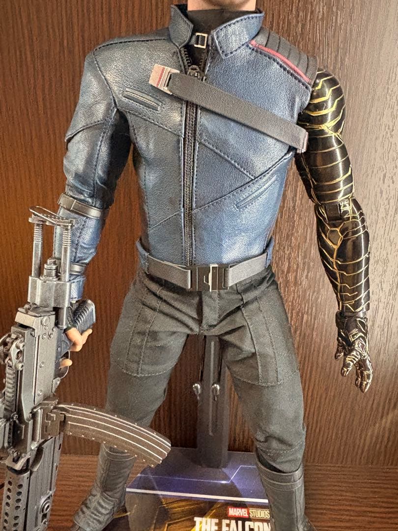 ホットトイズ　ファルコン &ウィンターソルジャー　2体セット