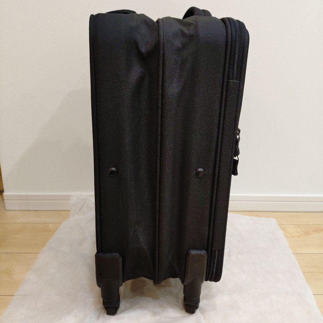 【廃盤・美品】無印良品 半分の厚みで収納できるソフトキャリーケース (S)