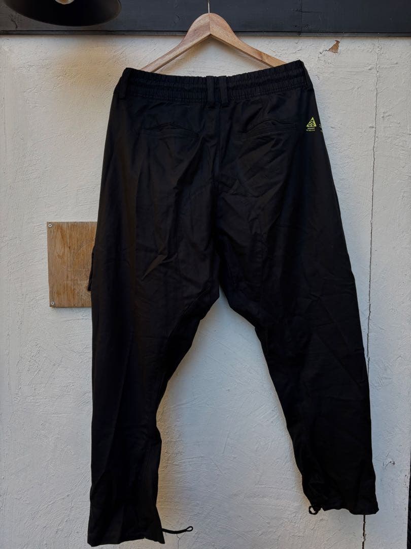 NIKE ACG カーゴパンツ(Errolson Hugh)