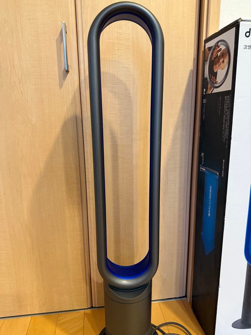ダイソンDyson cool タワーファン 扇風機 AM07　2019年製