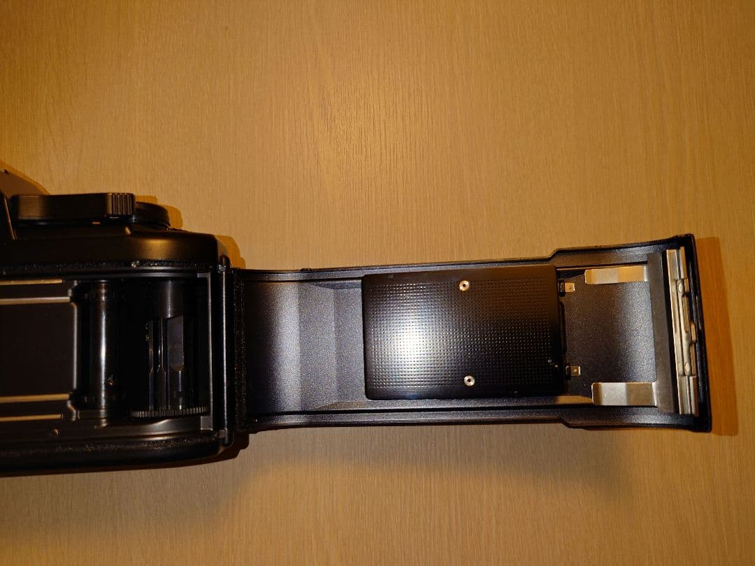 白*木様 Nikon EMとFG一眼レフカメラ Nikkor28㍉F3.5レンズ