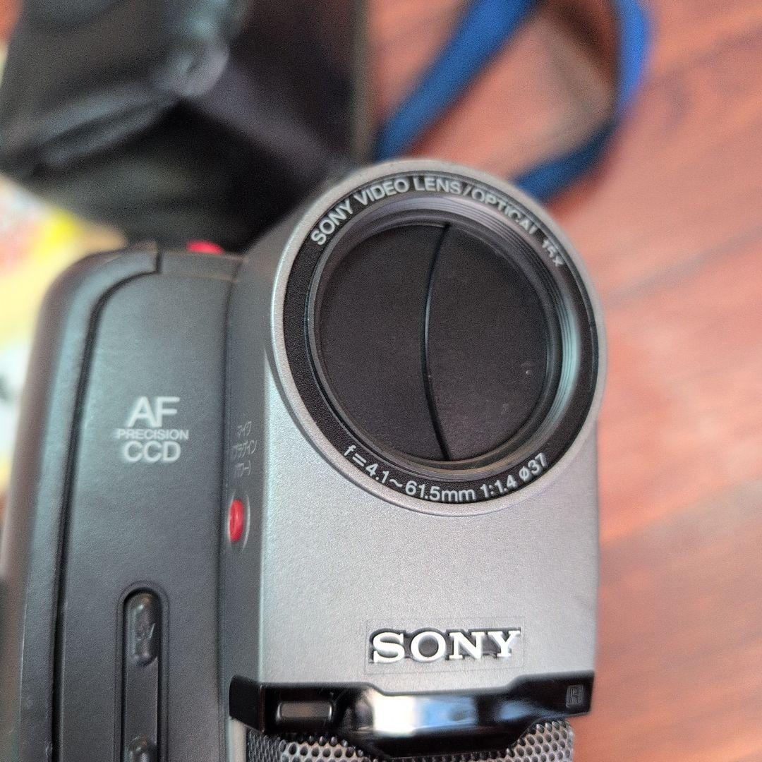 Sony CCD-TRV91 ハンディカム Hi8 本体と付属品　ジャンク品