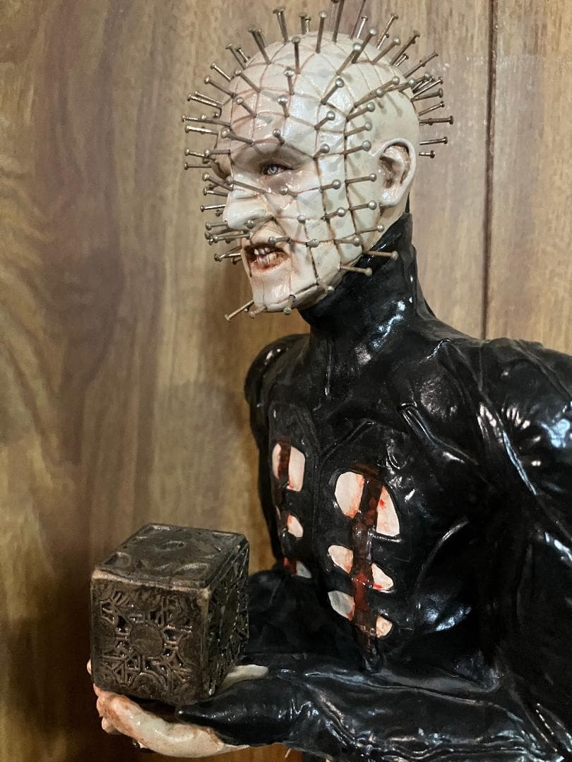 ヘルレイザー　ピンヘッド　スタチュー　高さ39cmくらい
