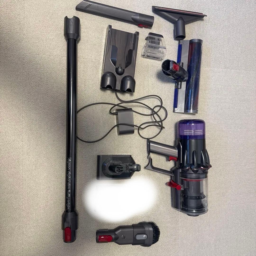 ダイソン　sv18 送料込み　　バッテリーは一個のみ付属