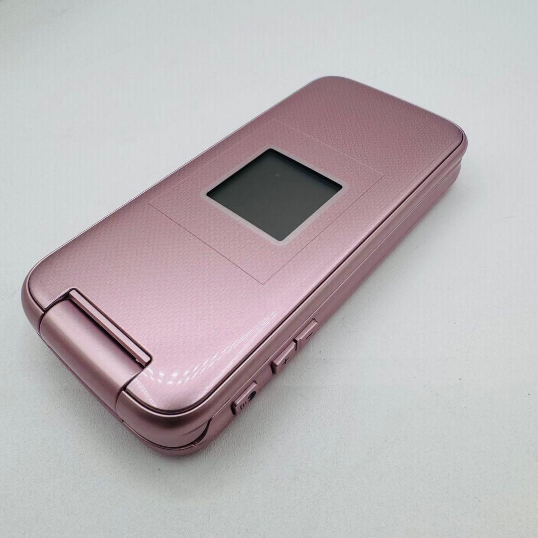 【未使用】らくらくホン docomo F-01M ピンク 携帯電話本体